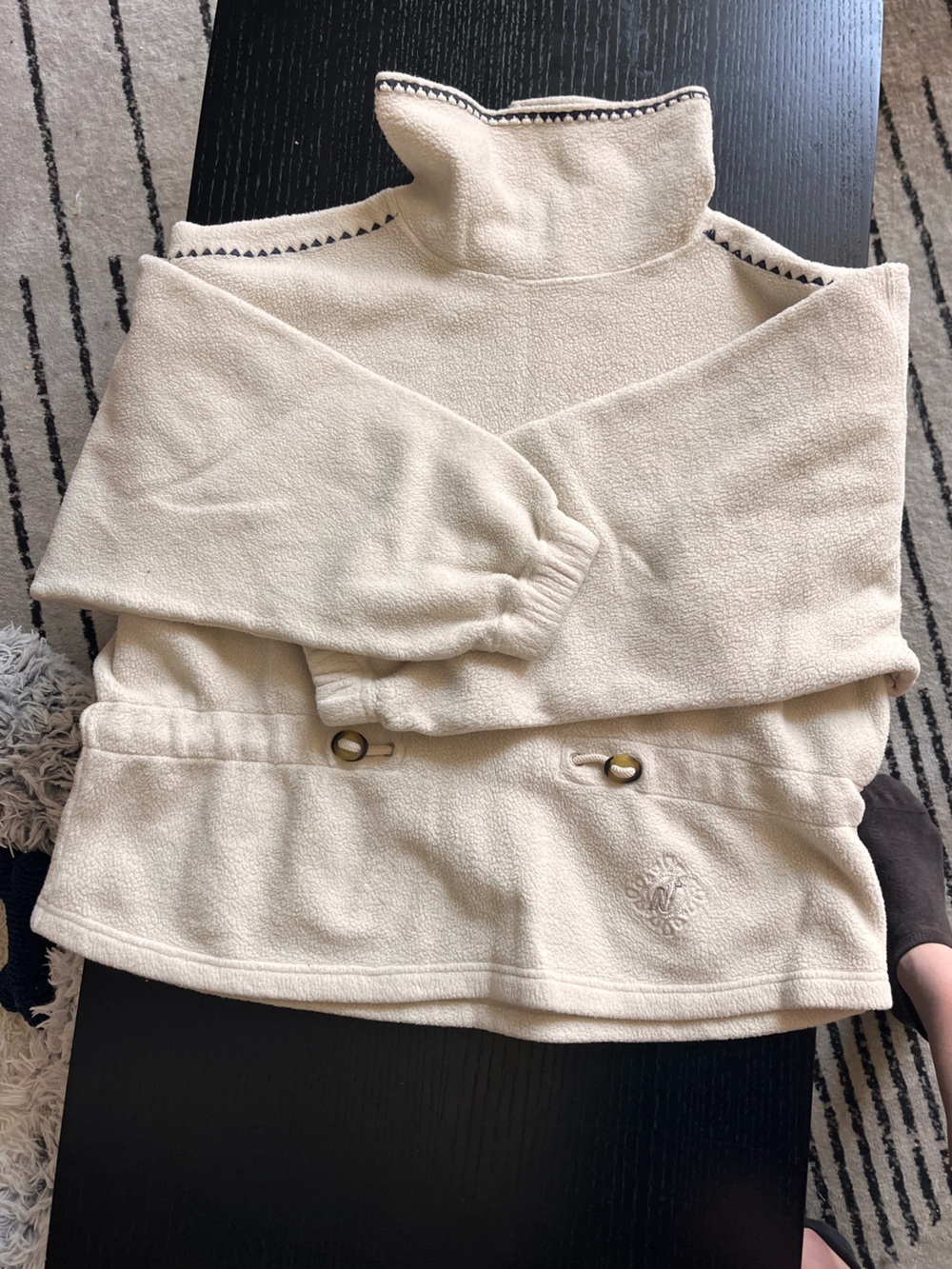 Women’s Vintage Nordica Fleece Pullover Sweater